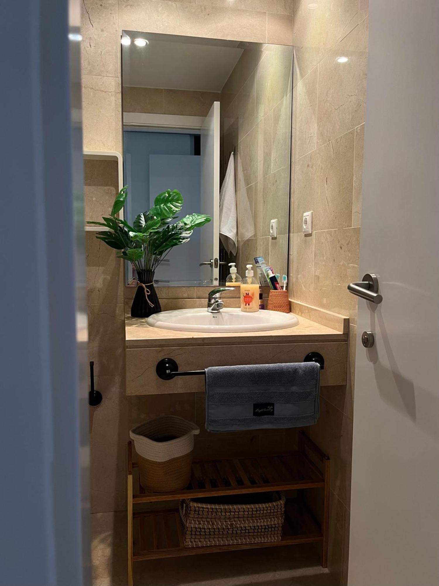 Apartamento Oasis Cala Alta New 120qm Free Parking, Pool, 2 Bath, 3bdr, Wi-fi, Air-condit