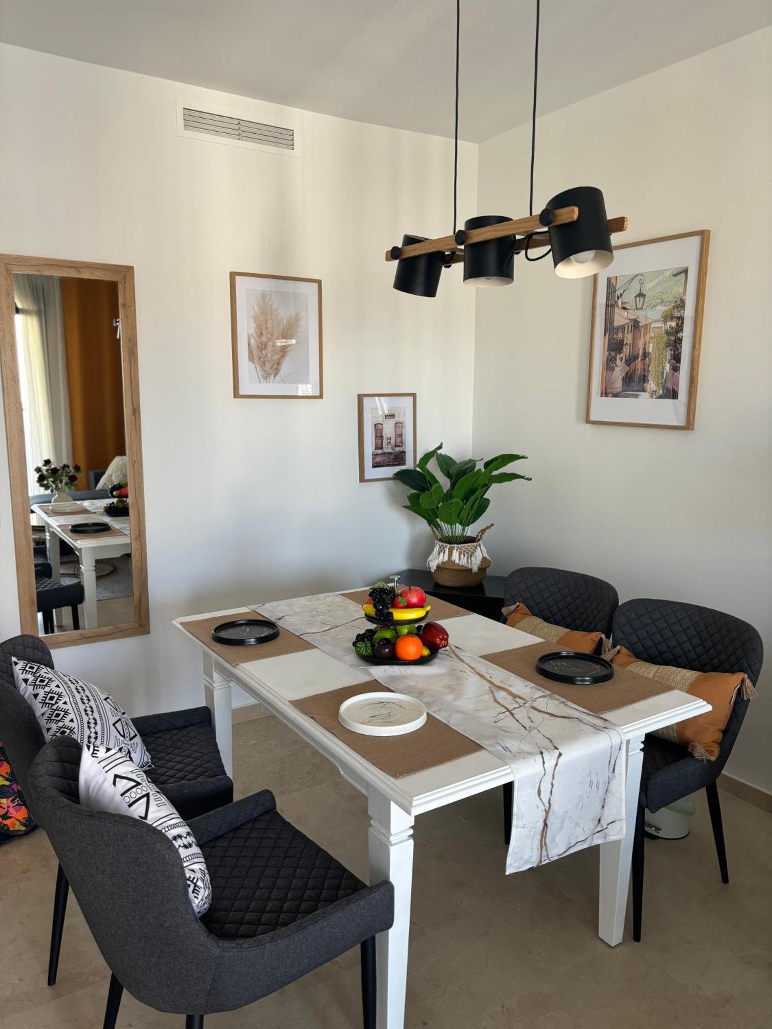 Apartamento Oasis Cala Alta New 120qm Free Parking, Pool, 2 Bath, 3bdr, Wi-fi, Air-condit Benidorm
