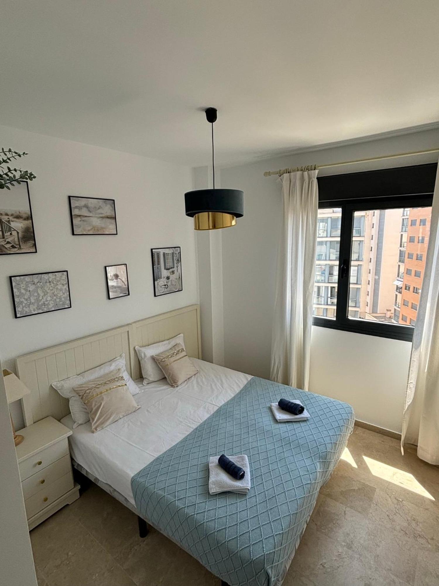 Oasis Cala Alta New 120qm Free Parking, Pool, 2 Bath, 3bdr, Wi-fi, Air-condit Apartamento Benidorm